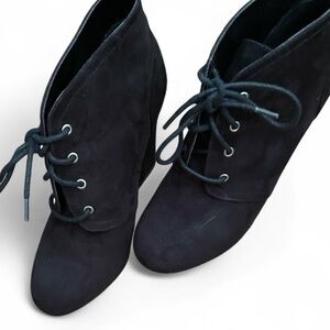 black ankle heel booties